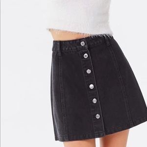 Forever 21 black mini skirt